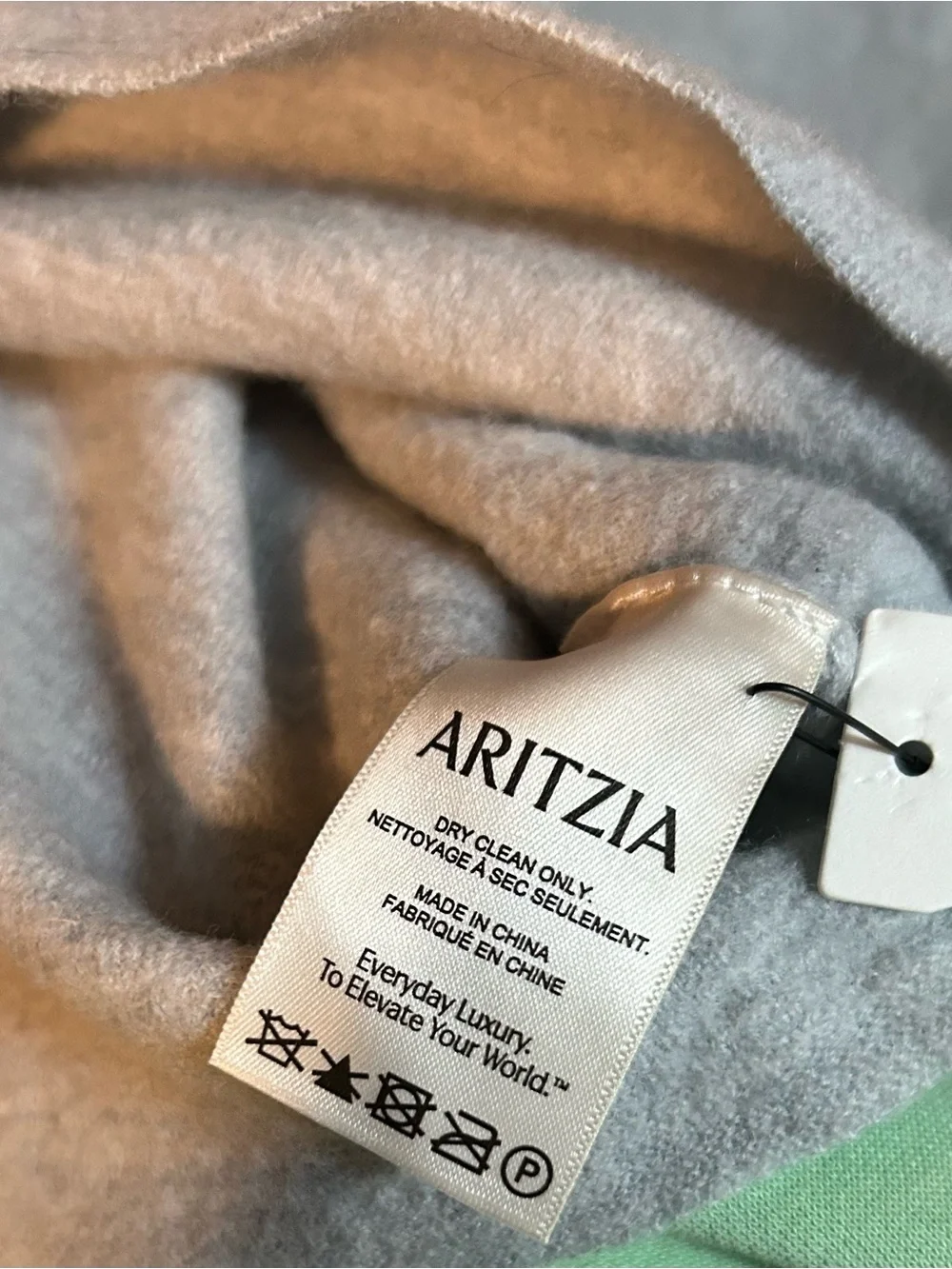 Aritzia The Group Light Gray Mock Neck 100% wool large Women's Sweater NWOT - Picture 5 of 5